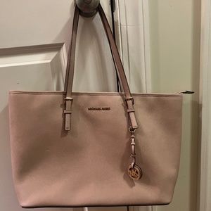 Michael Kors tote